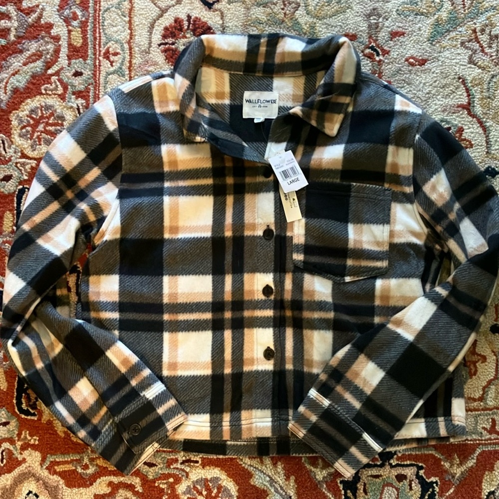 Cropped fleece flannel top